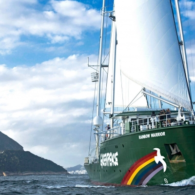 Greenpeace Rainbow Warrior chega ao Rio de Janeiro
